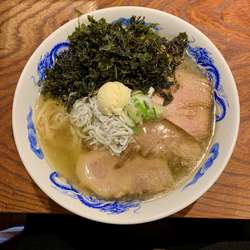 磯塩バターラーメン