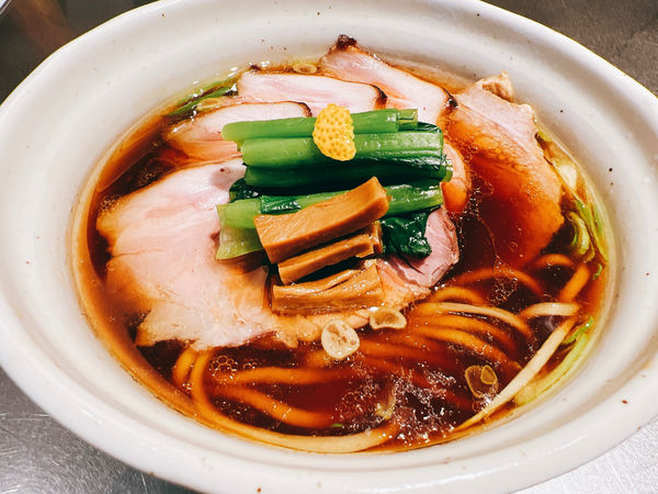 「チャーシュー麺 醤油」@麺とスープの店  歩き出せ、クローバーの写真