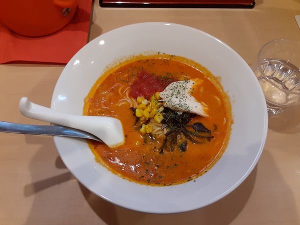 「トマトラーメン」@麺や 八の角 錦本店の写真