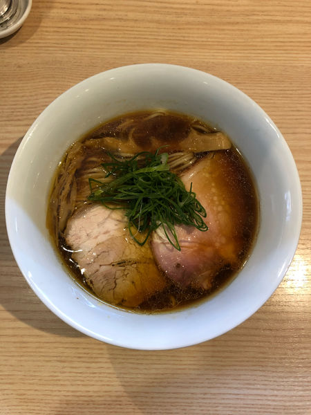 「醤油らぁ麺」@中村麺三郎商店の写真