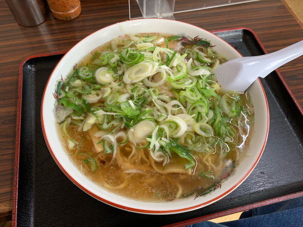 「ネギラーメン大盛り」@塩苅食堂の写真