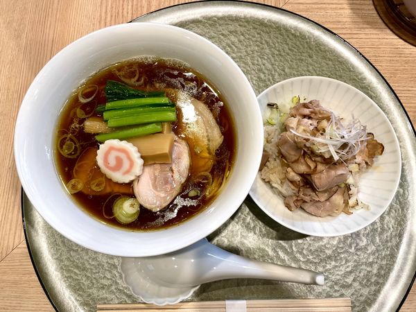 「黒出汁￥1100＋もろみポーク炙り焼き丼￥480」@中華そば 深緑の写真