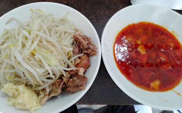 「赤いつけ麺」@ぶたけん。の写真