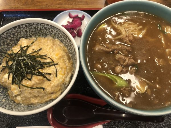 「カレー牛肉ささめんセット（980円）」@自家製麺 天狗の写真