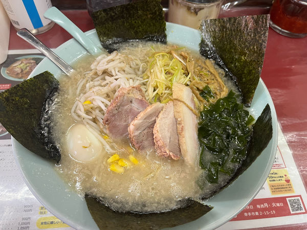 「金田亭全部入りラーメン（醤油）¥1,100」@ラーメンショップ幸手 金田亭の写真
