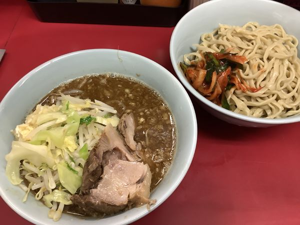 「ぎょっ玉つけ麺　＋　ニラキムチ」@ラーメン二郎 中山駅前店の写真