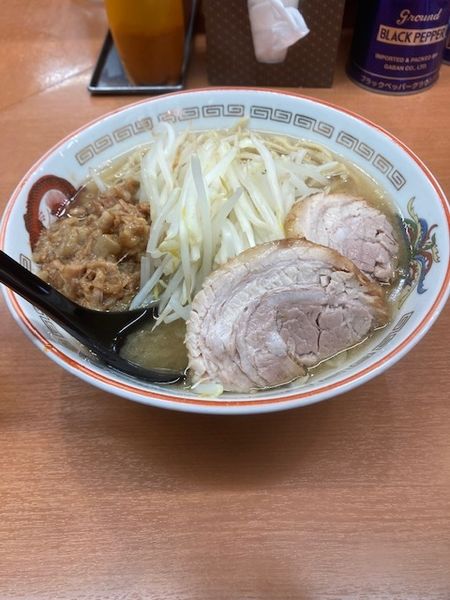 「小ラーメン　肉カス　抜き　野菜少なめ」@ラーメン豚山 大塚店の写真