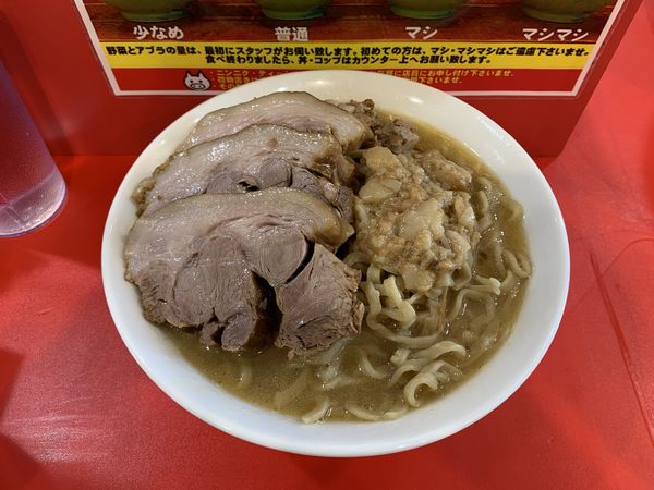 「大ラーメン 400g グル抜き野菜抜き脂増」@立川マシマシ 太田店の写真