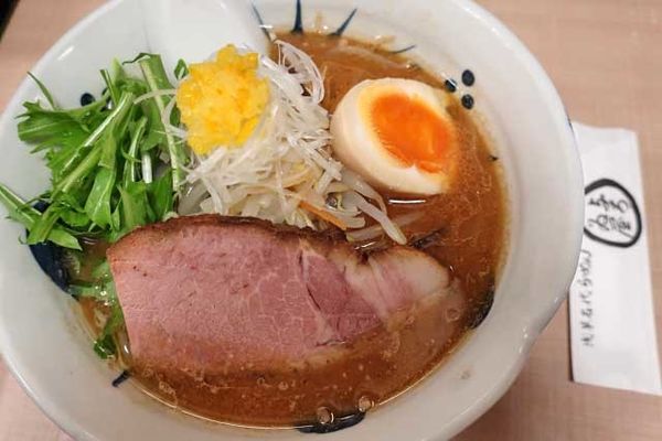 「冬味噌らーめん　950円」@与ろゐ屋の写真