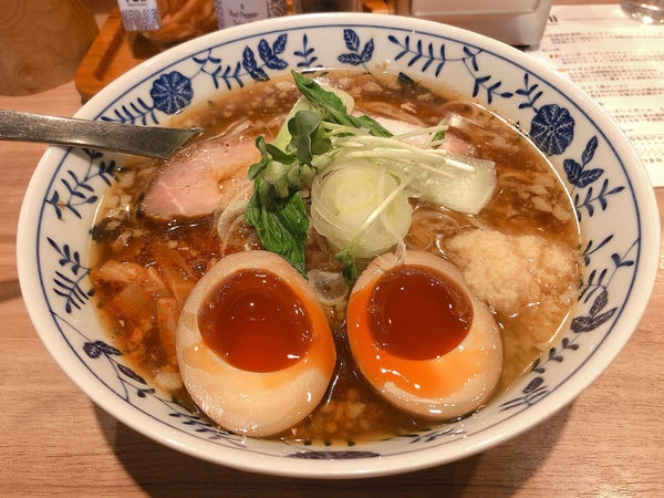 「生姜醤油ラーメン　煮玉子入り」@Niiの写真