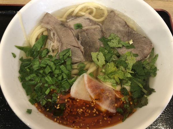 「蘭州牛肉麺、三角麺」@中国蘭州牛肉ラーメン 国壱麺 関内店の写真
