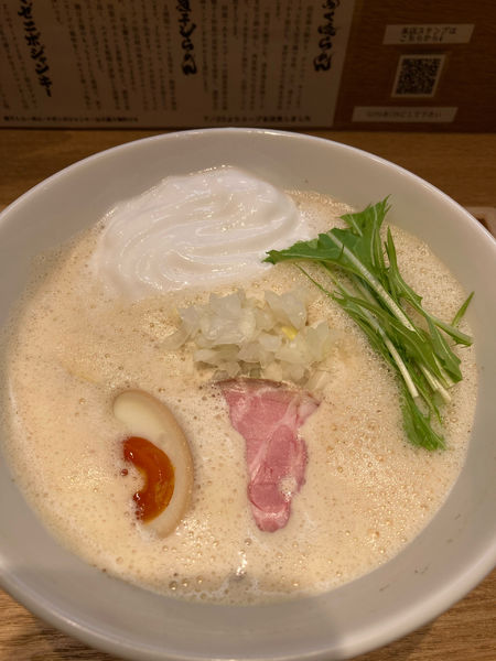 「味玉ふく流ラーメン」@ふく流らーめん 轍 東京高田馬場本店の写真