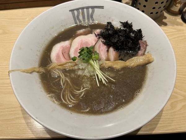 「煮干しラーメン」@ビブグルメンの写真