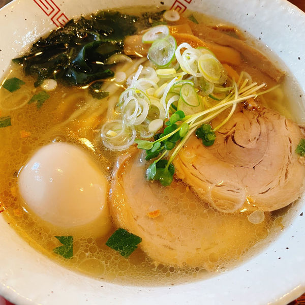 「塩たまご 880円」@ラーメン厨房 ぽれぽれの写真