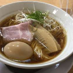 醤油ラーメン　味玉煮卵