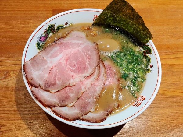 「味玉付 久留米ラーメン（＋チャーシュー）」@元祖とんこつ 久留米ラーメン 山亭の写真