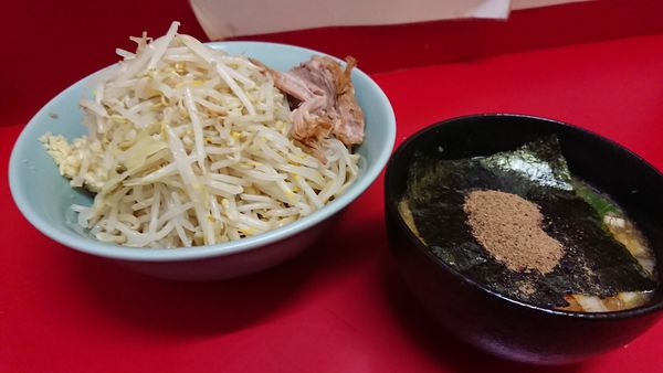 「つけめん(850円)ヤサイニンニクアブラ」@ラーメン二郎 新宿歌舞伎町店の写真