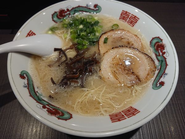 「豚骨ラーメン」@魚介豚骨らーめん 刻の写真
