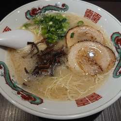 豚骨ラーメン
