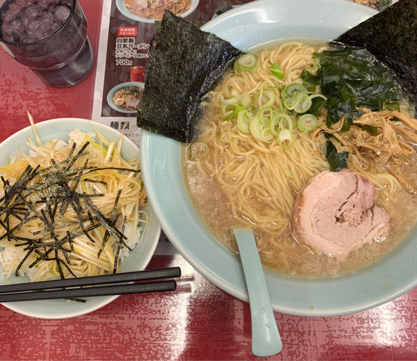 「ラーメン濃いめ＋ネギ丼」@ラーメンショップ幸手 金田亭の写真