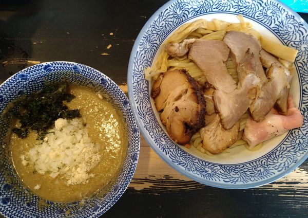 「【限定】塩帆立の雪の華つけ麺￥1000＋つるし焼き￥300」@狼煙 〜NOROSHI〜の写真