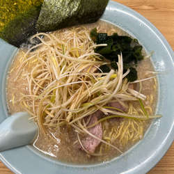 ネギラーメン大盛り(麺固め・味濃いめ)