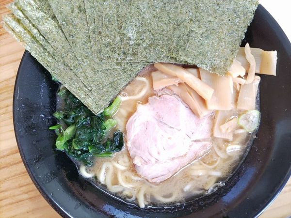 「中盛ラーメンのり増し＋メンマ」@巓の写真