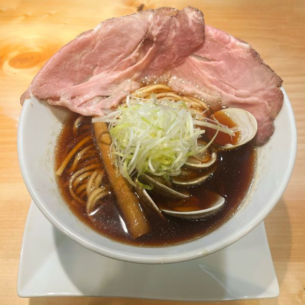 「はまぐりらーめん」@くそオヤジ最後のひとふり 天満店の写真