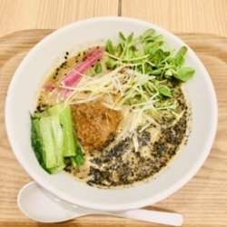 黒ごまたんたん麺 1000