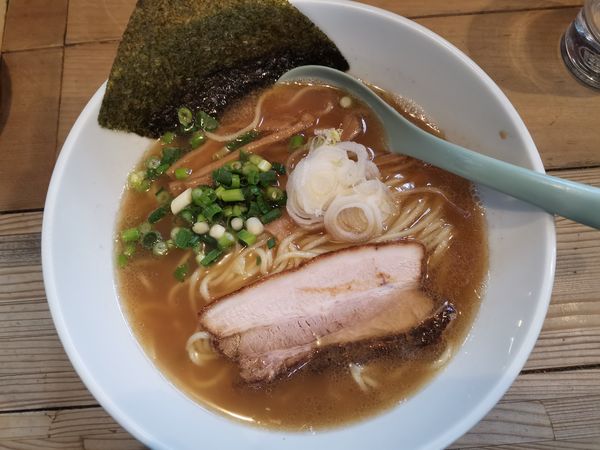 「煮干しそば」@こく味ラーメン かしわ屋の写真