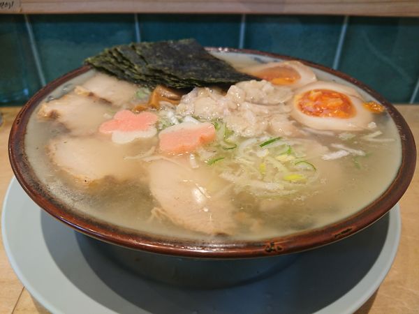 「特製中華そば＋せあぶら」@はるちゃんラーメンの写真