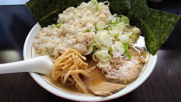 「ラーメン(中･身入りＷ)+海苔･ネギ」@手打ち中華そば 酒田の写真