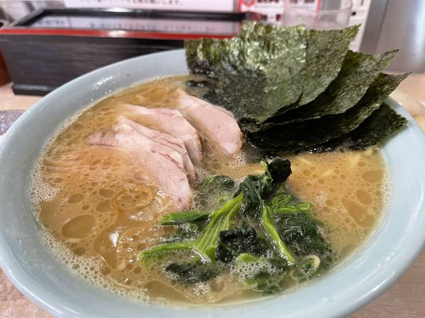「チャーシュー麺(中）海苔/麺固め」@横濱ラーメン あさが家 本店の写真