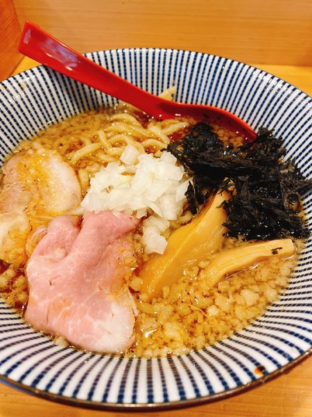 「背脂ラーメン」@焼きあご塩らー麺 たかはし 銀座店の写真