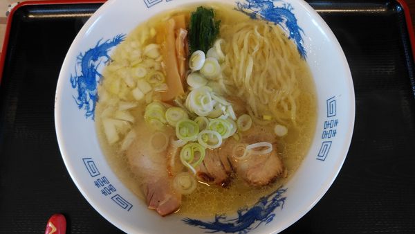 「しおらーめん　手打麺変更」@らーめん たけみやの写真