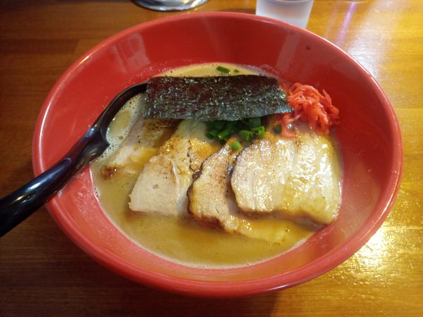 「豚骨ラーメン＋チャーシュー＋替え玉」@麺屋 もりのの写真