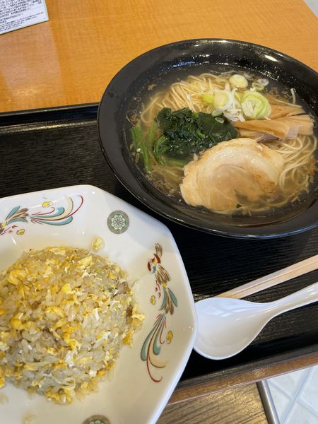 「塩ラーメン　半炒飯セット」@ラーメン創房 玄の写真