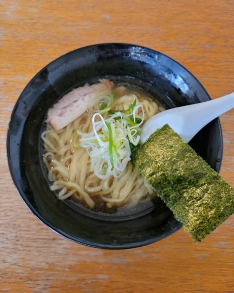 「喜多方中華そば 白しょうゆ 500円」@喜多方ラーメンcafeざくろの写真