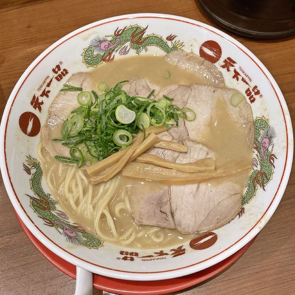 「チャーシューメン（こってり・硬め）」@天下一品 横浜駅西口店の写真