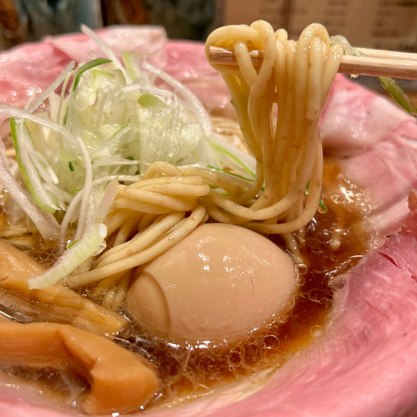 「ピストル チャ5枚」@ラーメン大戦争 神田店の写真