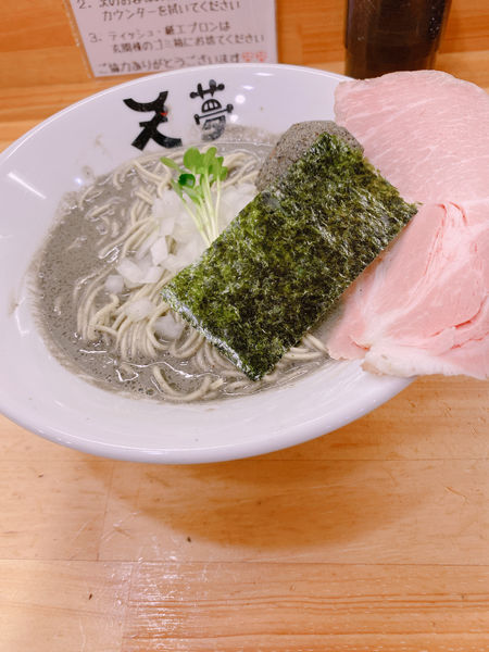 「ヤバニボ醤油＋煮干し愛」@めんや天夢の写真