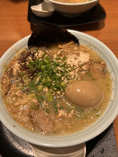 「天外天ラーメン＋味玉」@天外天 東京ラーメンストリート店の写真