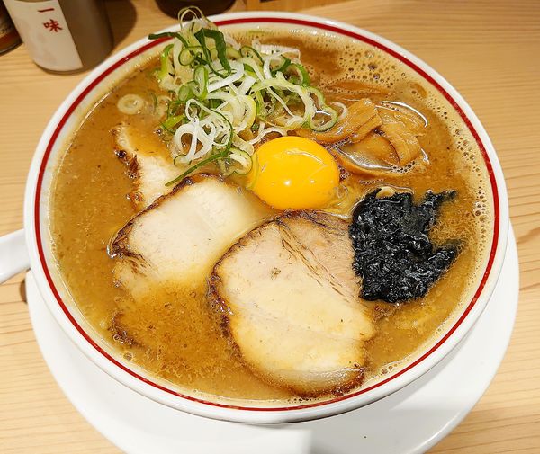 「特性中華そば」@東京煮干中華そば 三三㐂 大森の写真