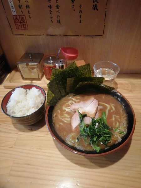 「のりラーメン＋ライス」@秋葉原ラーメン わいずの写真