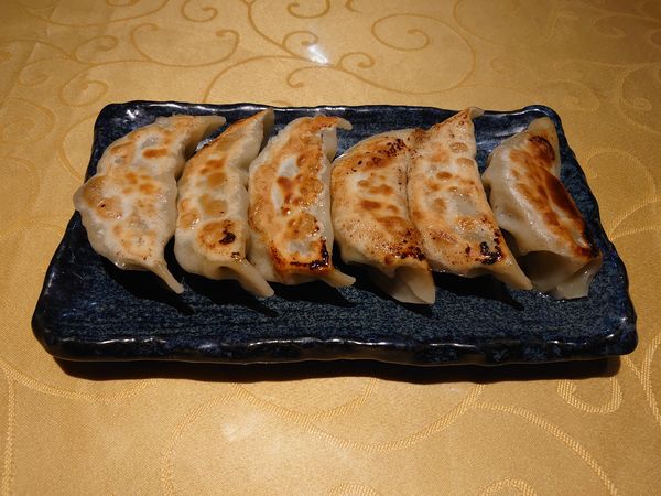 「焼き餃子(6個、480円)」@中華居酒屋 馨香園の写真