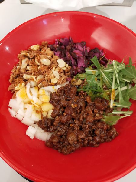 「エニシ担担麺」@KOBE ENISHI担担麺 エニシスタンドの写真