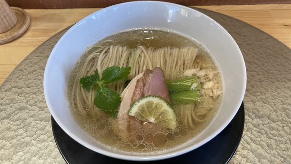 「塩中華蕎麦」@中華蕎麦 鳴神食堂の写真