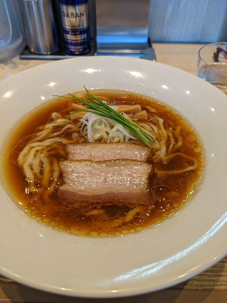 「醤油ラーメン＆塩ラーメン」@宍道湖しじみ中華蕎麦 琥珀 東京本店の写真