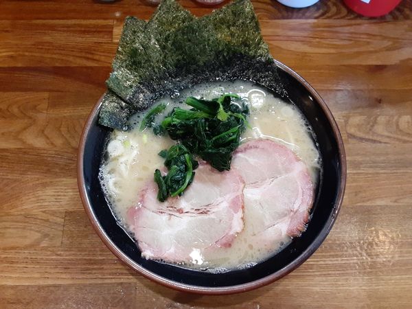 「醤油豚骨ラーメン　替え玉」@豚骨らあめん専門店 とんこつ家ZUNの写真