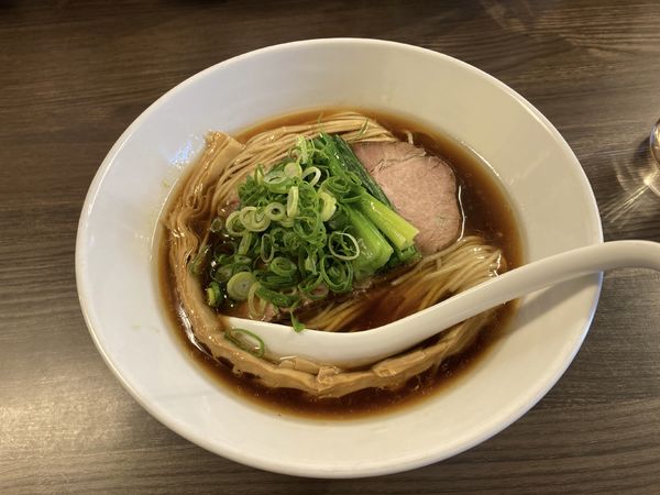 「醤油そば」@花笑み中華そば かれんの写真